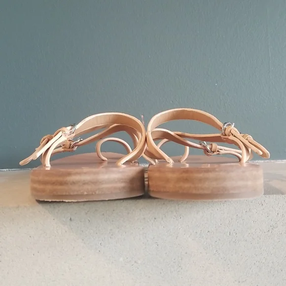 Stylish Sand Colored Sandals!!💛🌟🌞 - Picture 4 of 10